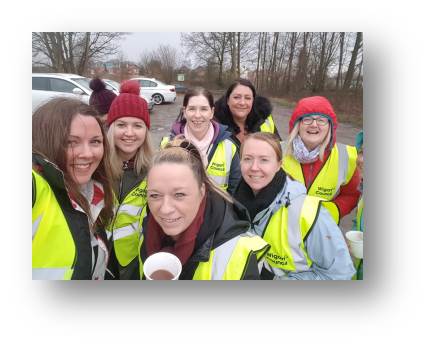Rousing the volunteering troops, Rachel organises a cleanup crew for a local nature reserve.